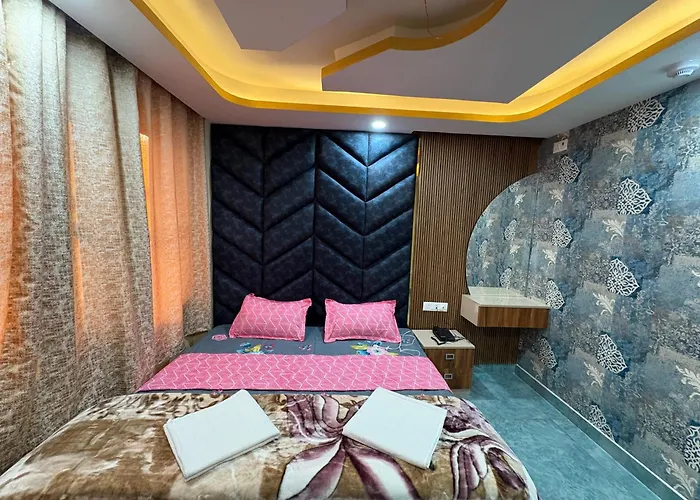 Hotel Sahil - City Center, Lalchowk